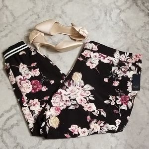 Sixe 3x Rachel Roy floral jogging pant